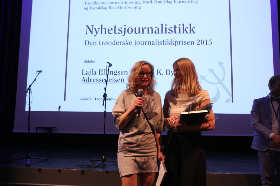 Lajla Ellingsen og Mari By Rise fikk nyhetsjournalistpris. Lajla Ellingsen og Mari By Rise fikk nyhetsjournalistpris.