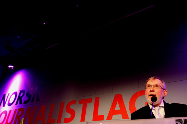 Juryleder Harald Stanghelle sa i sin tale til prisvinnerne at journalistikk på sitt beste er på den svakestes parti og at enkeltskjebner kan “bite seg fast i sjelen”. Foto: Martin Huseby Jensen
