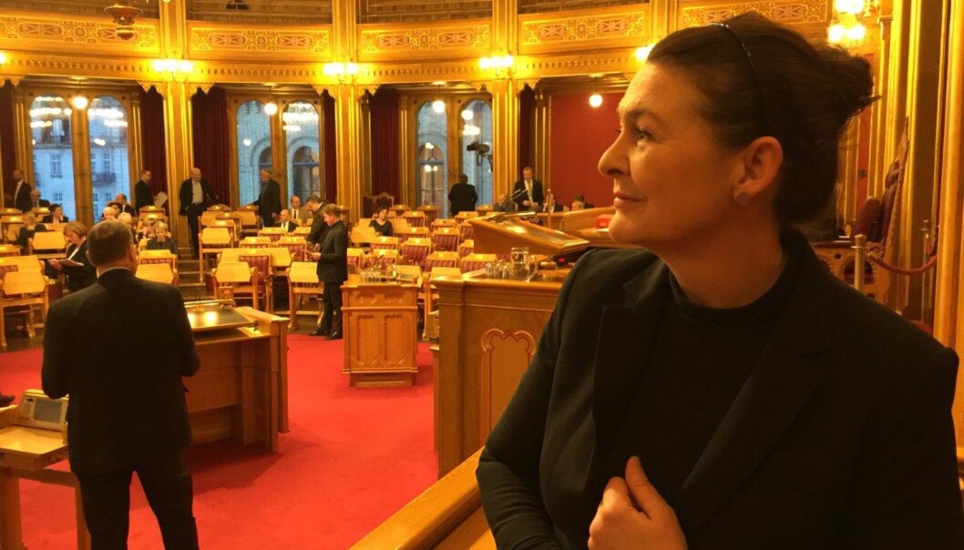 Line Tomter på jobb i Stortinget. Foto: Espen Breivik Line Tomter på jobb i Stortinget. Foto: Espen Breivik