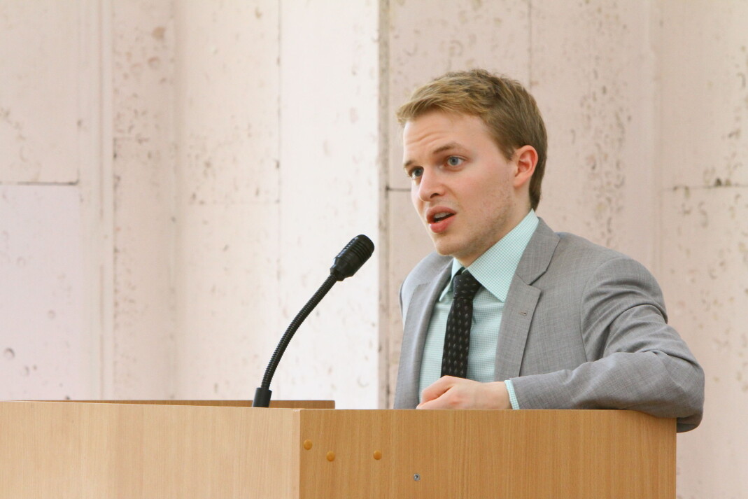 The New Yorker-journalist Ronan Farrow satte i gang metoo-bevegelsen. Foto: U.S. Embassy Kyiv Ukraine / Flickr The New Yorker-journalist Ronan Farrow satte i gang metoo-bevegelsen. Foto: U.S. Embassy Kyiv Ukraine / Flickr