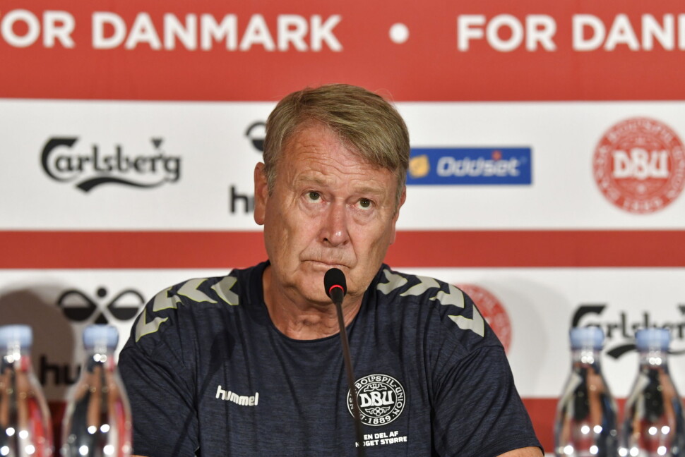 Åge Hareide var ikke blid da han fikk spørsmål om Nicklas Bendtner etter Danmarks 2-0-seier over Mexico. Foto: Anders Kjærbye / Ritzau / NTB scanpix Åge Hareide var ikke blid da han fikk spørsmål om Nicklas Bendtner etter Danmarks 2-0-seier over Mexico. Foto: Anders Kjærbye / Ritzau / NTB scanpix