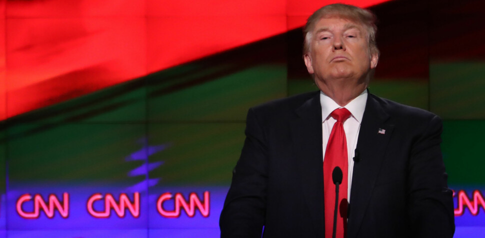 President Donald Trump er en sterk motstander av fusjonen mellom CNN-eier Time Warner og AT&T. Foto: Reuters / NTB scanpix