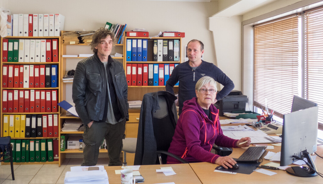 Journalist Dan Tore Jørgensen (fra venstre), redaktør Magne Henriksen og daglig leder Annbjørg Annbjørg Simonsen Sund.
Foto: Pia Bertheussen Journalist Dan Tore Jørgensen (fra venstre), redaktør Magne Henriksen og daglig leder Annbjørg Annbjørg Simonsen Sund.
Foto: Pia Bertheussen