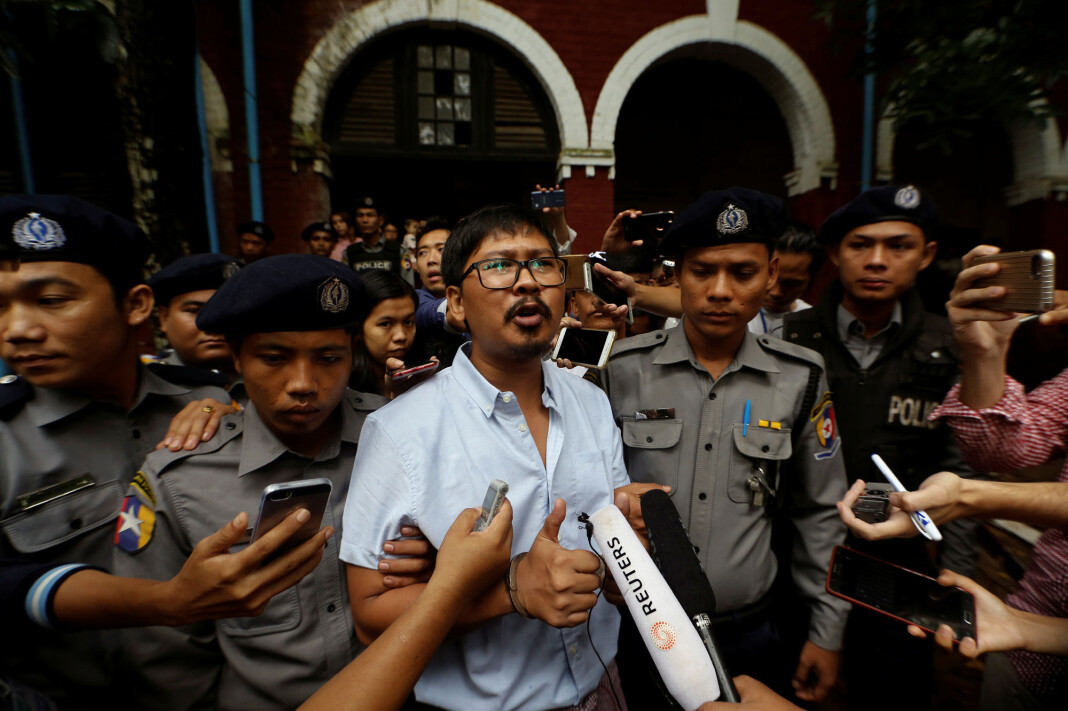 Tiltalt Reuters-journalist Wa Lone snakker med media idet han forlater retten i Yangon, Myanmar mandag. Foto: Ann Wang / Reuters / NTB scanpix Tiltalt Reuters-journalist Wa Lone snakker med media idet han forlater retten i Yangon, Myanmar mandag. Foto: Ann Wang / Reuters / NTB scanpix