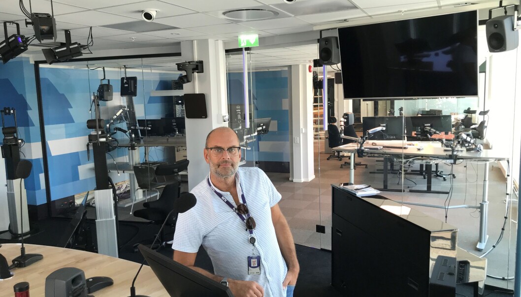 DK-redaktør Morten Rød i studioet i Markens gate. Foto: NRK DK-redaktør Morten Rød i studioet i Markens gate. Foto: NRK