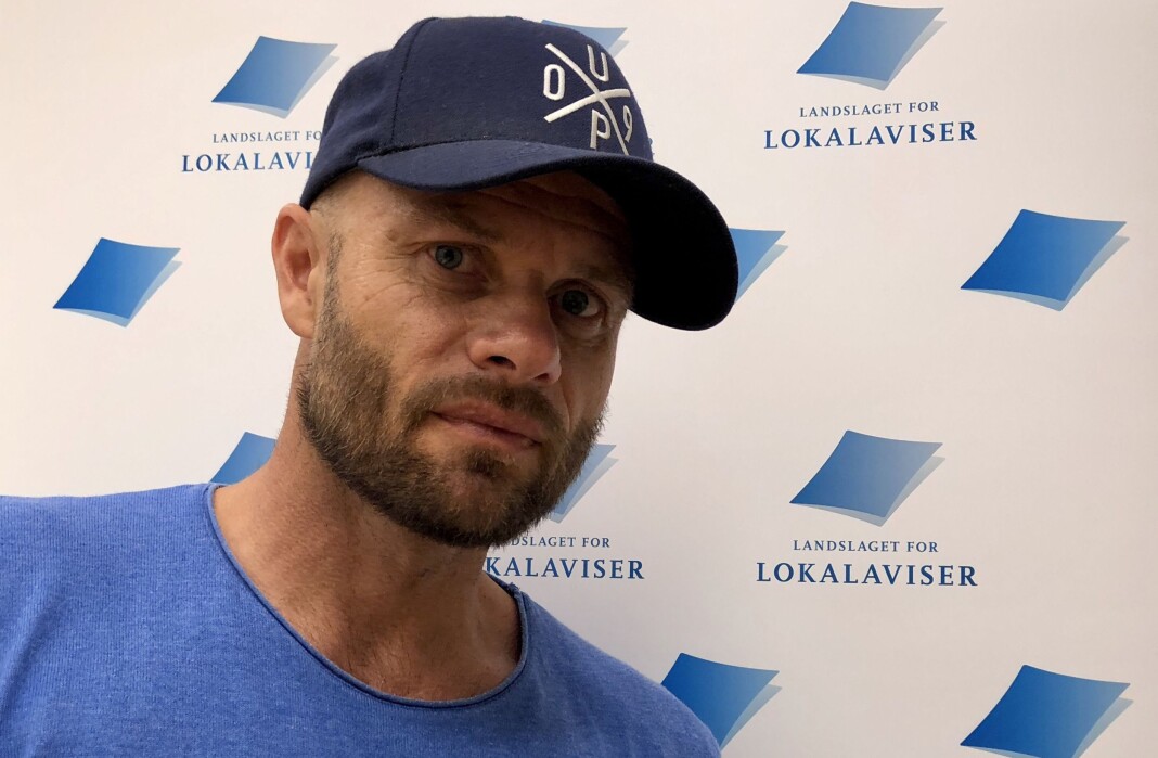 Raumnes-journalisten Thomas Frigård jobber én dag i uka i Landslaget for lokalaviser for å hjelpe medlemsavisene i gang med små og store graveprosjekter. Foto: Roger Aarli-Grøndalen Raumnes-journalisten Thomas Frigård jobber én dag i uka i Landslaget for lokalaviser for å hjelpe medlemsavisene i gang med små og store graveprosjekter. Foto: Roger Aarli-Grøndalen