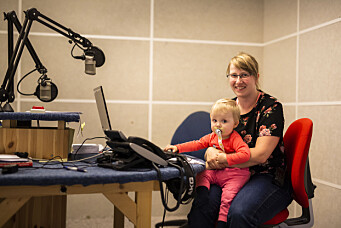 LES OGSÅ:Hun starta i Radio Bø med praksisplass på ungdomsskolen. Nylig ble hun fast ansatt i lokalradioen, som nå utvider med to stillinger