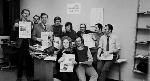 TILBAKEBLIKKET: De ansatte i «Stikka» tok over drifta av avisa i 1971, men fikk bare fem måneder før ny konkurs