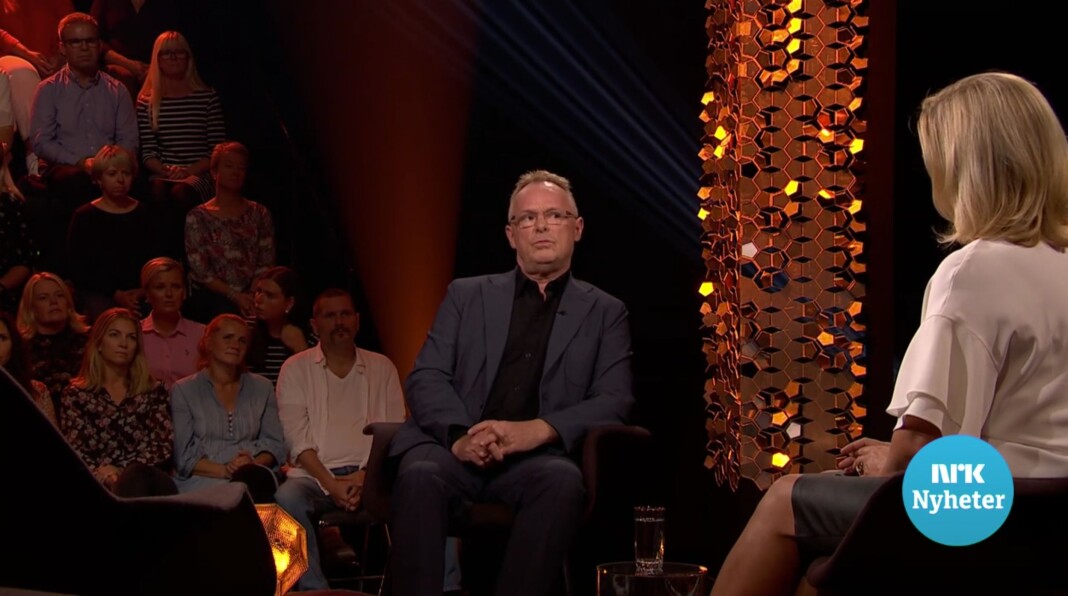 Per Sandberg sier i NRK-programmet «Lindmo» at han er lei politikere som legger seg flate. Skjermdump fra NRK Per Sandberg sier i NRK-programmet «Lindmo» at han er lei politikere som legger seg flate. Skjermdump fra NRK