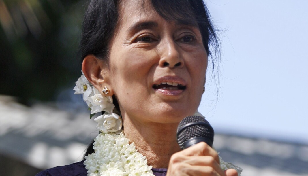 Appellen om å løslate de to journalistene er rettet direkte til regjeringssjef og tidligere fredsprisvinner Aung San Suu Kyi.
Foto: Htoo Tay Zar / CC BY-SA 3.0 Appellen om å løslate de to journalistene er rettet direkte til regjeringssjef og tidligere fredsprisvinner Aung San Suu Kyi.
Foto: Htoo Tay Zar / CC BY-SA 3.0