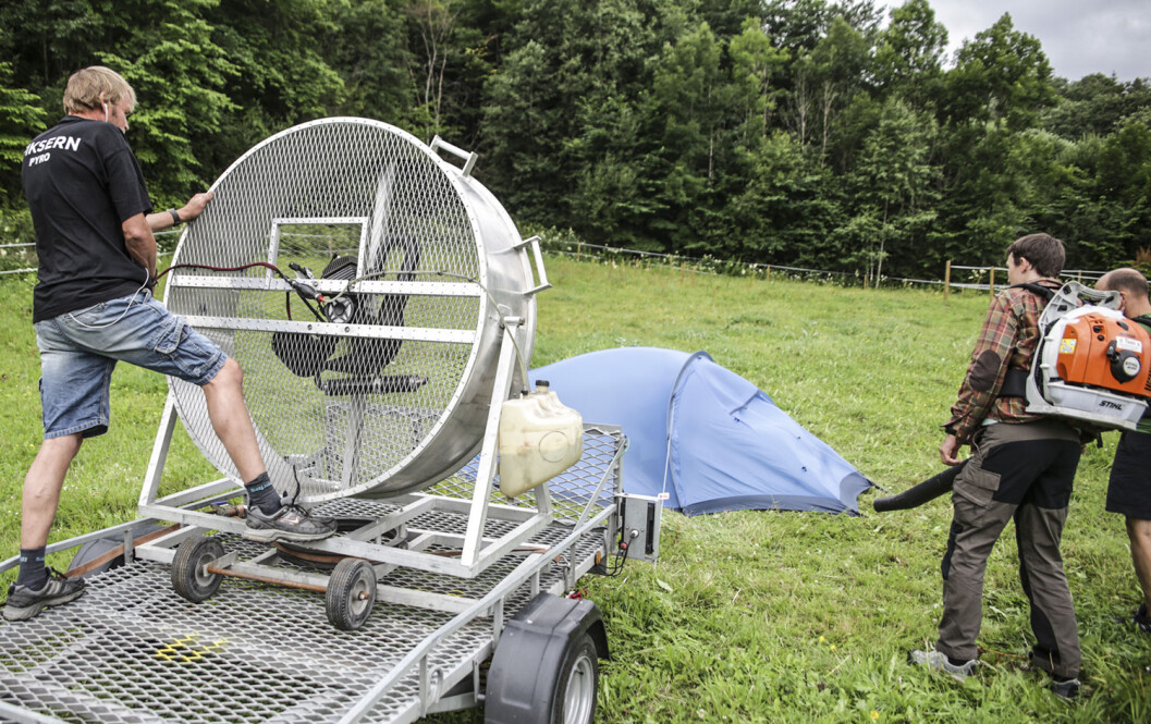 Alle vet at det blåser på norske fjell. Til fjelltelttesten trengte man kunstig vind for at teltene skulle testes ut under sammenliknbare forhold. Foto: Øivind Lie-Jacobsen Alle vet at det blåser på norske fjell. Til fjelltelttesten trengte man kunstig vind for at teltene skulle testes ut under sammenliknbare forhold. Foto: Øivind Lie-Jacobsen