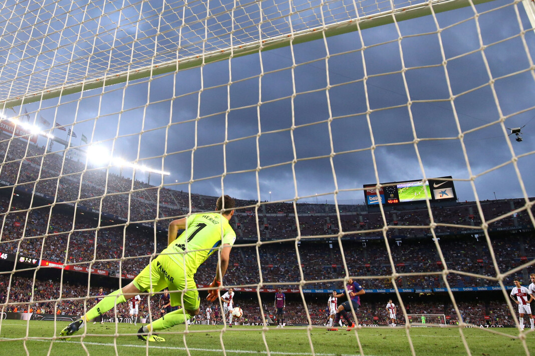 La Liga er bare tilgjengelig via strømmetjeneste i Norge. Snart kan seerne slippe forsinkelser ved onlinesendinger. Foto: Albert Gea / Reuters / NTB scanpix La Liga er bare tilgjengelig via strømmetjeneste i Norge. Snart kan seerne slippe forsinkelser ved onlinesendinger. Foto: Albert Gea / Reuters / NTB scanpix
