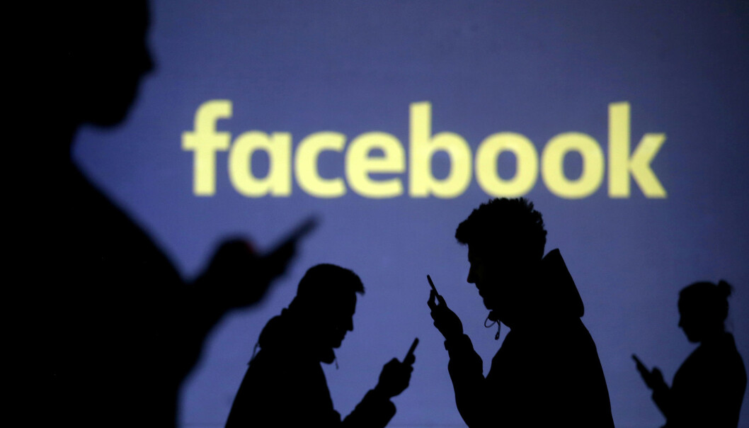 En studie fra Princeton University og New York University viser at personer over 65 år og konservative i større grad deler falske nyheter på Facebook i USA. Illustrasjonsfoto: Reuters / NTB scanpix En studie fra Princeton University og New York University viser at personer over 65 år og konservative i større grad deler falske nyheter på Facebook i USA. Illustrasjonsfoto: Reuters / NTB scanpix