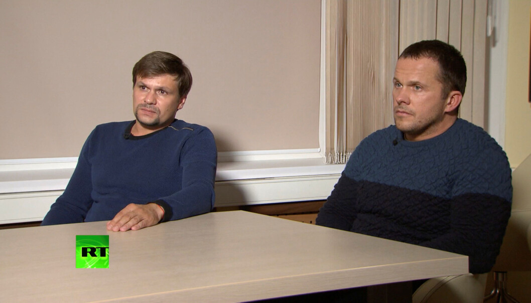 Ruslan Bosjirov (t.v.) og Aleksandr Petrov (t.h) blir intervjuet av den russiske TV-kanalen RT. Foto: Reuters / NTB scanpix Ruslan Bosjirov (t.v.) og Aleksandr Petrov (t.h) blir intervjuet av den russiske TV-kanalen RT. Foto: Reuters / NTB scanpix