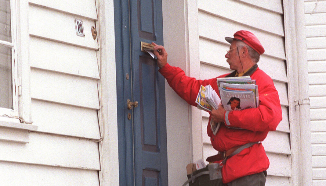«Dersom mediebransjen selv skal overta ansvaret for de 585.000 avisene som i dag blir distribuert ukentlig med Posten, vil det trolig koste mellom 400 og 500 millioner », skriver APF. Foto: NTB scanpix «Dersom mediebransjen selv skal overta ansvaret for de 585.000 avisene som i dag blir distribuert ukentlig med Posten, vil det trolig koste mellom 400 og 500 millioner », skriver APF. Foto: NTB scanpix