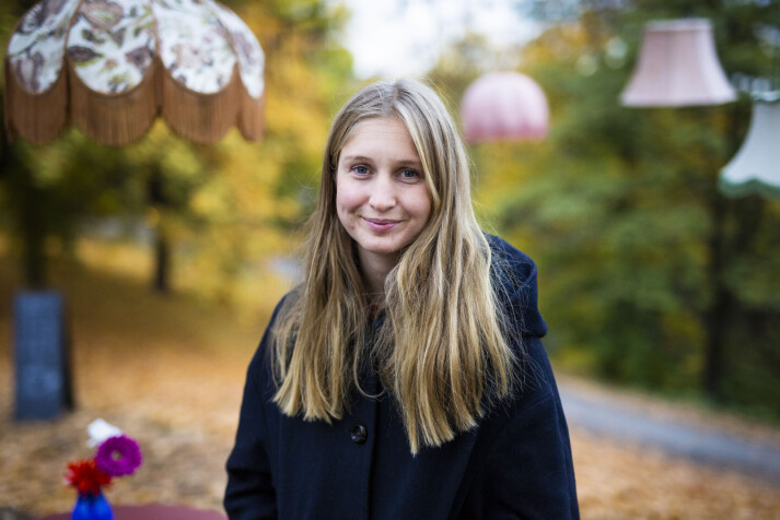 – Ved å gjøre det personlig håper jeg også andre kan kjenne seg igjen i det, sier fotograf Signe Fuglesteg Luksengard. Foto: Kristine Lindebø – Ved å gjøre det personlig håper jeg også andre kan kjenne seg igjen i det, sier fotograf Signe Fuglesteg Luksengard. Foto: Kristine Lindebø