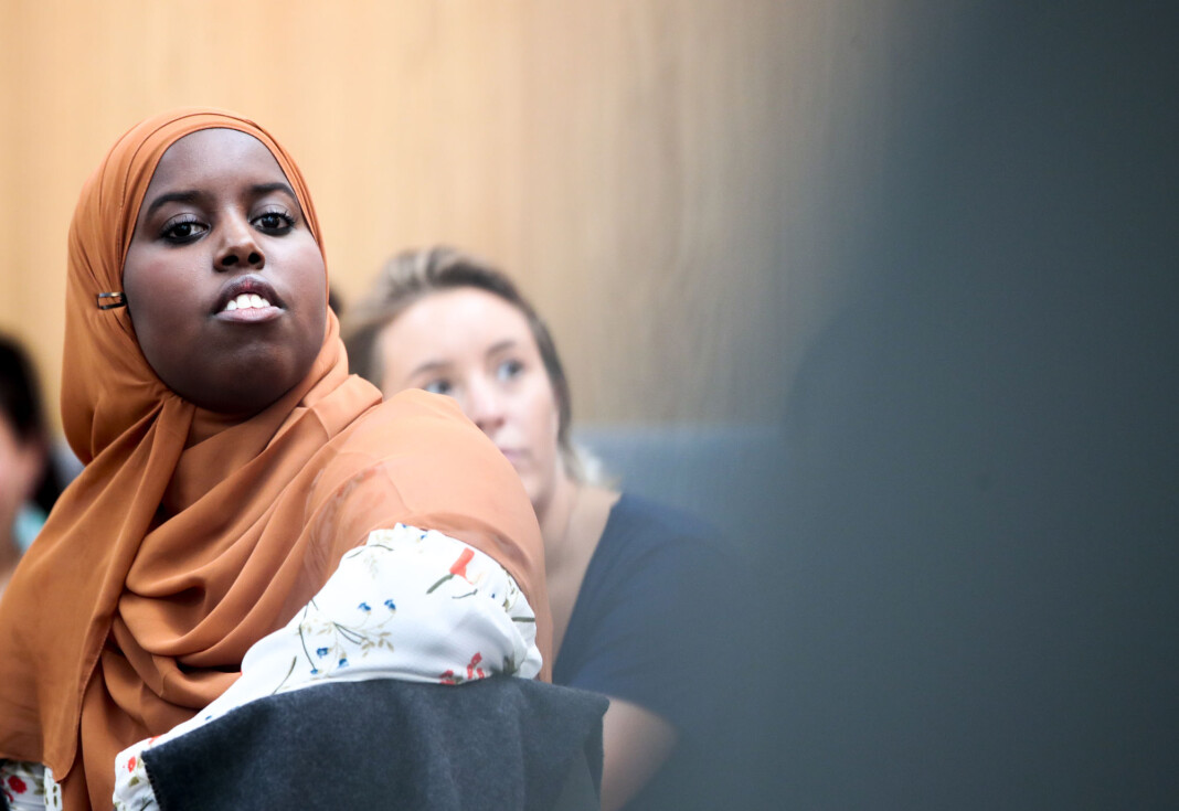Utsagnet kvinnen er tiltalt for, ble skrevet i kommentarfeltet under et innlegg om samfunnsdebattanten og forfatteren Sumaya Jirde Ali på Facebook i fjor høst. Foto: Lise Åserud / NTB scanpix Utsagnet kvinnen er tiltalt for, ble skrevet i kommentarfeltet under et innlegg om samfunnsdebattanten og forfatteren Sumaya Jirde Ali på Facebook i fjor høst. Foto: Lise Åserud / NTB scanpix
