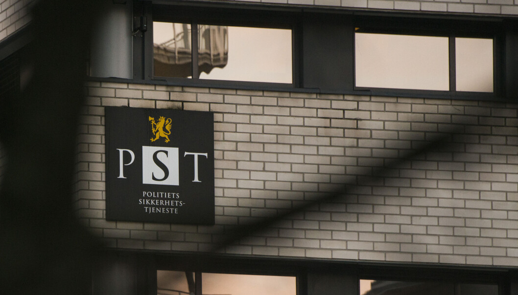 Mystisk hai dukket opp i Twitter-feeden til Politiets sikkerhetstjeneste. Foto: NTB scanpix Mystisk hai dukket opp i Twitter-feeden til Politiets sikkerhetstjeneste. Foto: NTB scanpix
