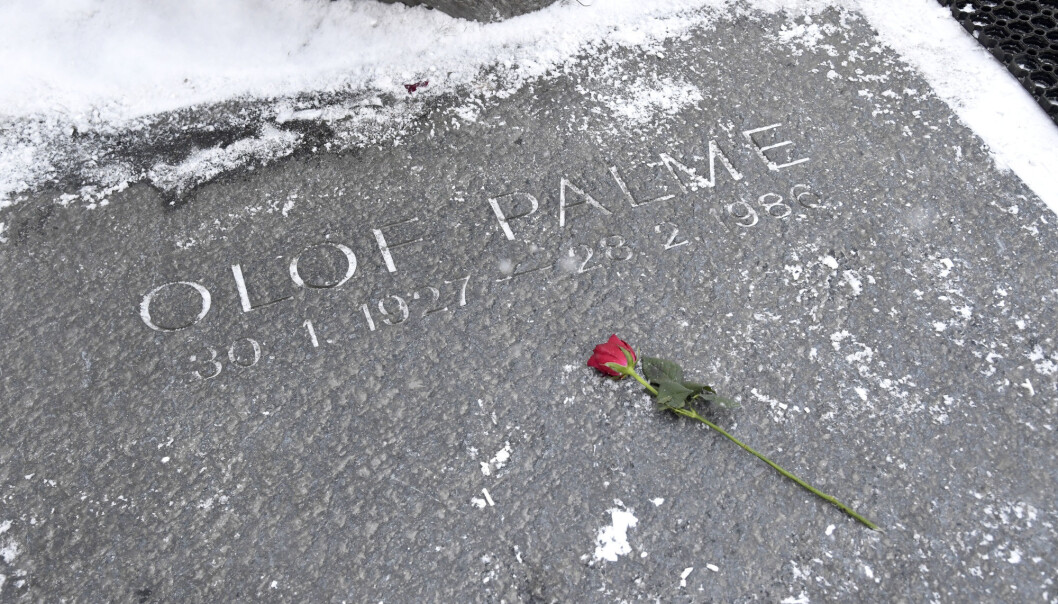 I en ny bok om drapet på Olof Palme, utpekes en kjent Palme-hater som en mulig gjerningsmann. Palme ble skutt og drept i Stockholm 28. februar 1986. Arkivfoto: Janerik Henriksson / TT / NTB scanpix I en ny bok om drapet på Olof Palme, utpekes en kjent Palme-hater som en mulig gjerningsmann. Palme ble skutt og drept i Stockholm 28. februar 1986. Arkivfoto: Janerik Henriksson / TT / NTB scanpix