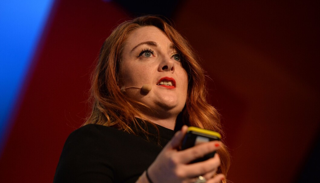 Glamour-redaktør Samantha Barry er ikke redd for endringer. Nå legger hun ned papirutgaven. Foto: Web Summit / CC BY 2.0 / Wikipedia Commons Glamour-redaktør Samantha Barry er ikke redd for endringer. Nå legger hun ned papirutgaven. Foto: Web Summit / CC BY 2.0 / Wikipedia Commons