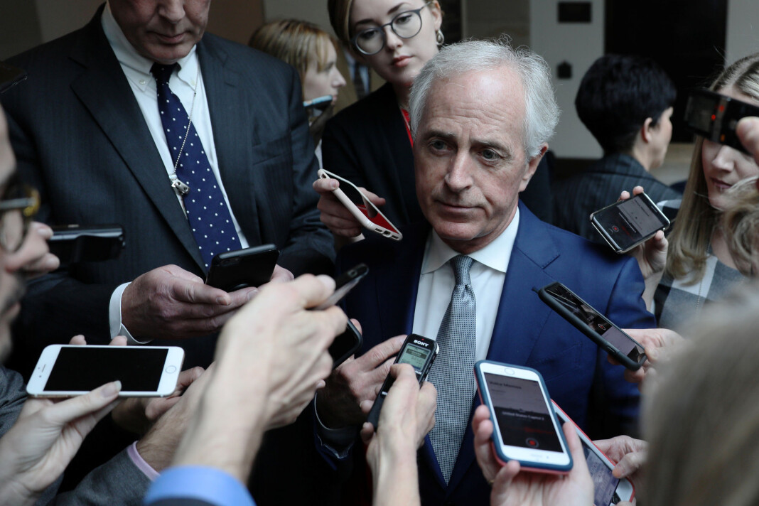 Senator Bob Corker uttaler seg om Khashoggi-drapet etter en orientering fra CIA-sjef Gina Haspel i Senatet tirsdag. Foto: Reuters / NTB scanpix Senator Bob Corker uttaler seg om Khashoggi-drapet etter en orientering fra CIA-sjef Gina Haspel i Senatet tirsdag. Foto: Reuters / NTB scanpix