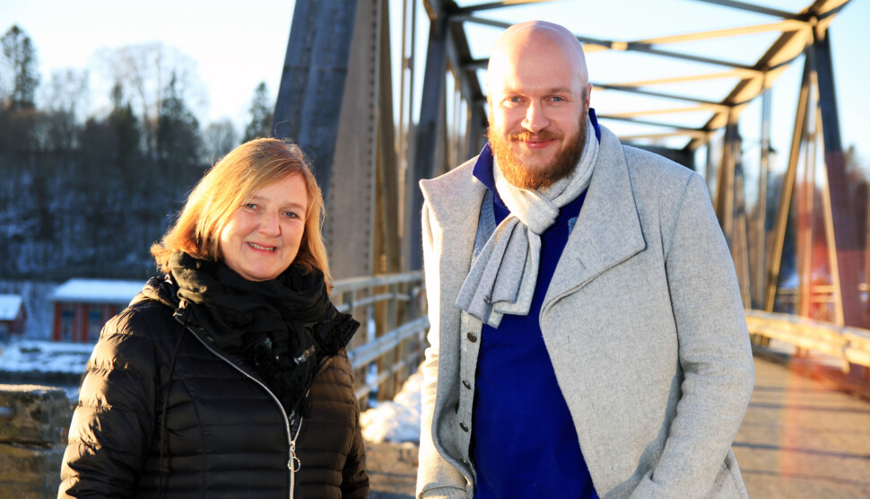 Administrerende direktør Eva Holmgren og ansvarlig redaktør Bjørn Inge Rødfoss i Eidsvoll Ullensaker Blad er usikre på hva de skal gjøre. Foto: EUB Administrerende direktør Eva Holmgren og ansvarlig redaktør Bjørn Inge Rødfoss i Eidsvoll Ullensaker Blad er usikre på hva de skal gjøre. Foto: EUB