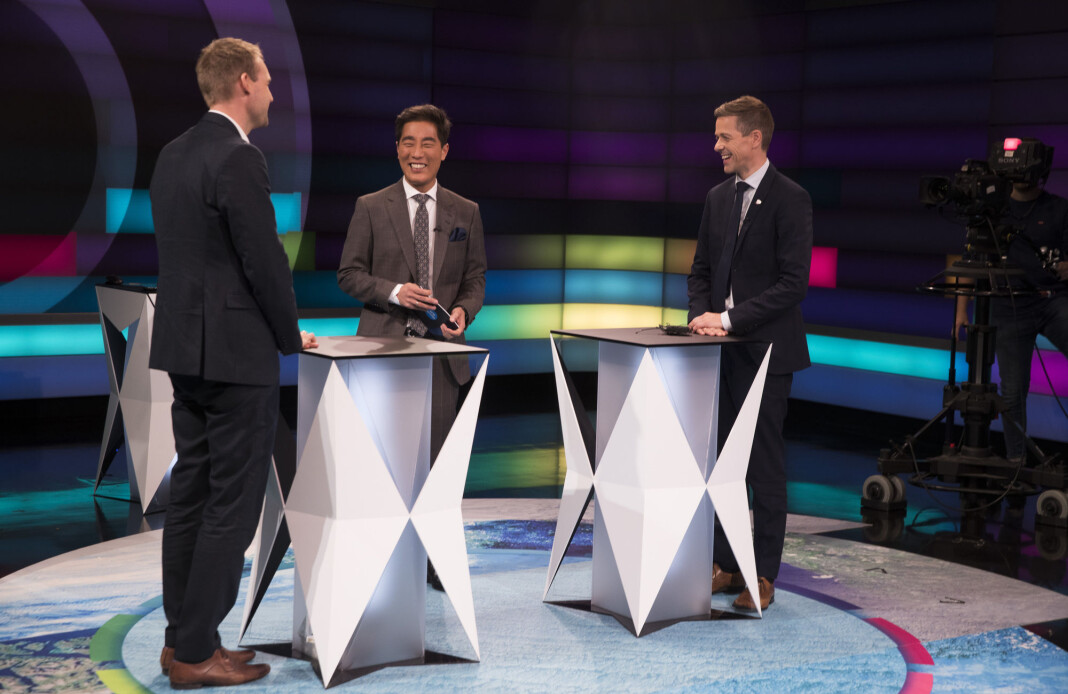 Dagsnytt 18-journalist Fredrik Solvang er en av dem som har fått hets. Her med Kjell Ingolf Ropstad t.v. og Knut Arild Hareide i NRK-studio. Arkivfoto: Terje Pedersen / NTB scanpix Dagsnytt 18-journalist Fredrik Solvang er en av dem som har fått hets. Her med Kjell Ingolf Ropstad t.v. og Knut Arild Hareide i NRK-studio. Arkivfoto: Terje Pedersen / NTB scanpix