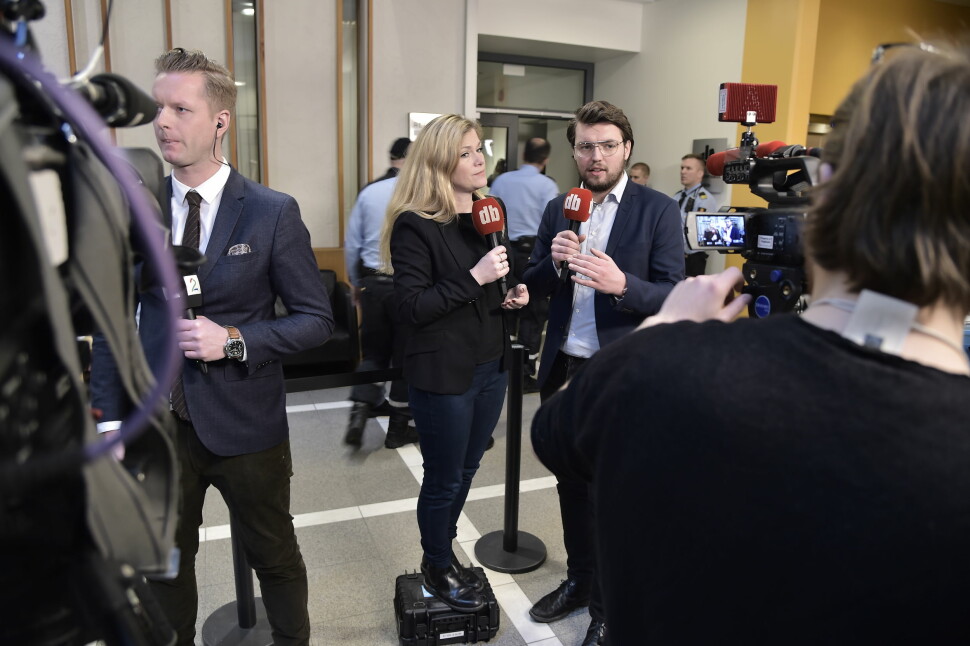 Dagbladets tv-team, Martine Aurdal og Trym Mogen, under Eirik Jensen-saken i Oslo tinghus. Foto: Hans Arne Vedlog/Dagbladet