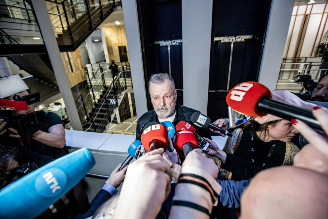 Etter flere måneders saksførsel i lagmannsretten, tok mediedekningen av Eirik Jensens ankesak seg kraftig opp i januar. Mandag 28. januar ble dom avsagt. Dagen etter ber juryformannen journalister om å avstå fra å kontakte jurymedlemmene. Foto: NTB scanpix Etter flere måneders saksførsel i lagmannsretten, tok mediedekningen av Eirik Jensens ankesak seg kraftig opp i januar. Mandag 28. januar ble dom avsagt. Dagen etter ber juryformannen journalister om å avstå fra å kontakte jurymedlemmene. Foto: NTB scanpix