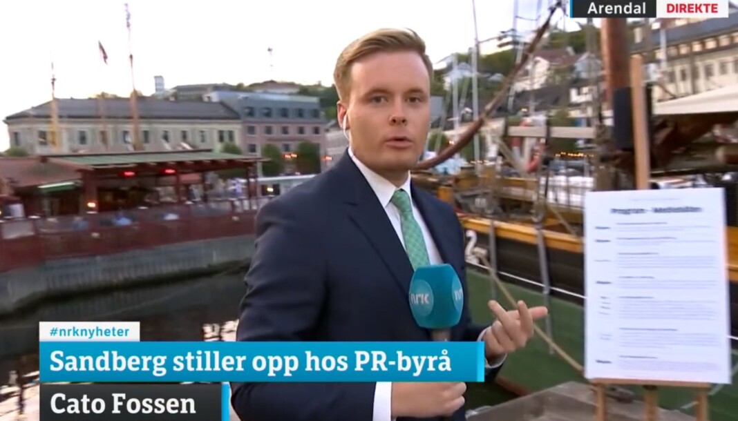 NRKs politiske reporter Cato Husabø Fossen på jobb, på direkten fra Arendalsuka 2018. Foto: Skjermdump NRK NRKs politiske reporter Cato Husabø Fossen på jobb, på direkten fra Arendalsuka 2018. Foto: Skjermdump NRK