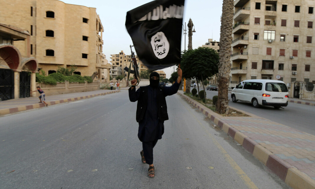 Britene tror journalist i IS-fangenskap er i live