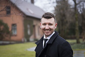 – Om journalistene fikk velge ville vi ha fått en klassisk rødgrønn regjering, sier medieforsker Erik Knudsen ved UiB. – Om journalistene fikk velge ville vi ha fått en klassisk rødgrønn regjering, sier medieforsker Erik Knudsen ved UiB.
