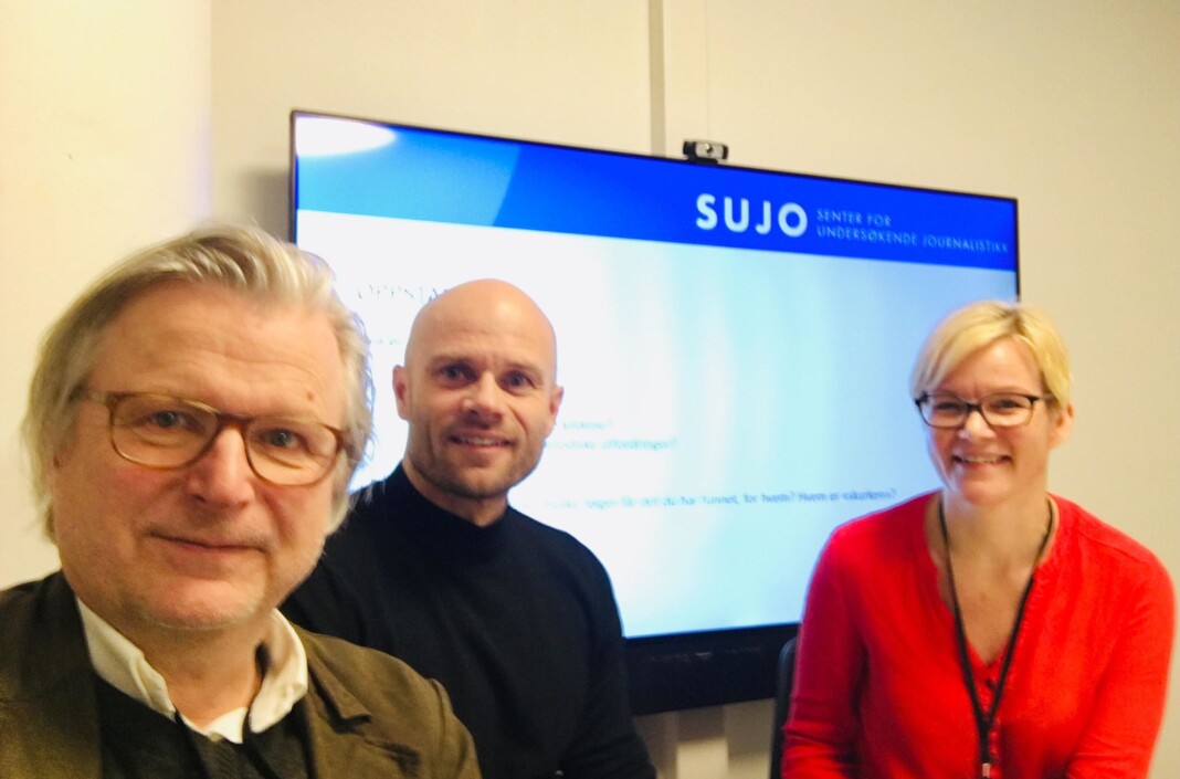 Fra venstre: Leder for Senter for undersøkende journalistikk Per Christian Magnus, Thomas Frigård og Kristine Holmelid, reportasjeleder ved SUJO. Foto: Privat Fra venstre: Leder for Senter for undersøkende journalistikk Per Christian Magnus, Thomas Frigård og Kristine Holmelid, reportasjeleder ved SUJO. Foto: Privat
