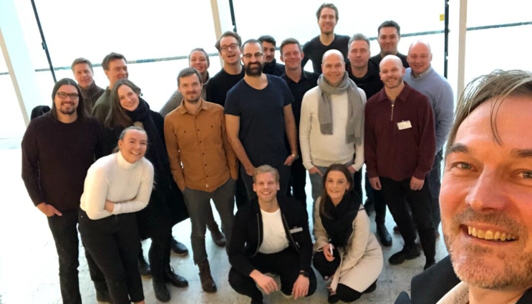 Scandinavia Online startet året med besøk på Aller Media HQ i København. Her er nesten hele teamet samlet. Direktør og ansvarlig redaktør Jan Thoresen i forgrunnen. Foto: Jan Thoresen Scandinavia Online startet året med besøk på Aller Media HQ i København. Her er nesten hele teamet samlet. Direktør og ansvarlig redaktør Jan Thoresen i forgrunnen. Foto: Jan Thoresen