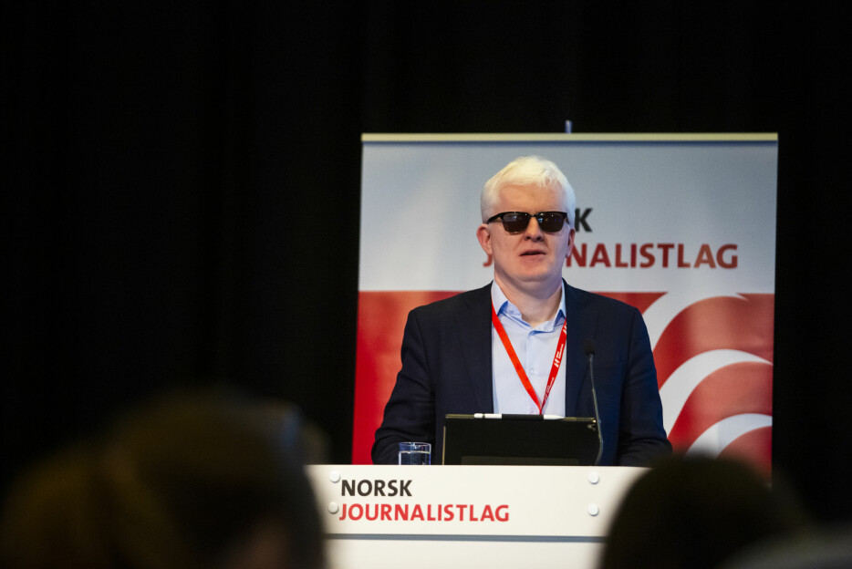 NJs nestleder Dag Idar Tryggestad, her på talerstolen på Norsk Journalistlags landsmøte 2019.