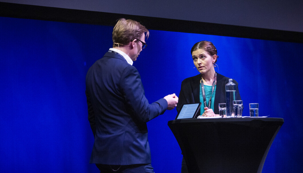 Tora Bakke Håndlykken og Espen Aas, debatt om dansevideoen med Trond Giske, VG-saken. Skup 2019. Foto: Kristine Lindebø Tora Bakke Håndlykken og Espen Aas, debatt om dansevideoen med Trond Giske, VG-saken. Skup 2019. Foto: Kristine Lindebø