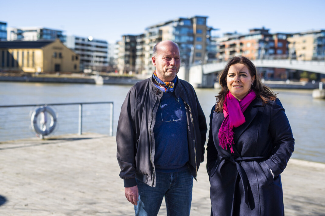 Morten Wang og Emira Holmøy fra Tønsbergs Blad ble hedret i sin egen hjemby under Skup-konferansen 2019. Foto: Kristine Lindebø Morten Wang og Emira Holmøy fra Tønsbergs Blad ble hedret i sin egen hjemby under Skup-konferansen 2019. Foto: Kristine Lindebø