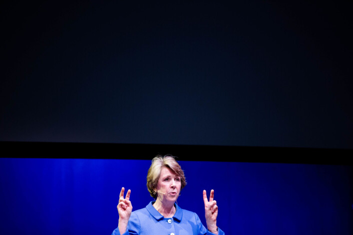 Elisabeth Bullimer, byråsjef på Washington-kontoret til New York Times, snakker til forsamlingen på Skup-konferansen i Tønsberg. Foto: Eskil Wie Furunes Elisabeth Bullimer, byråsjef på Washington-kontoret til New York Times, snakker til forsamlingen på Skup-konferansen i Tønsberg. Foto: Eskil Wie Furunes