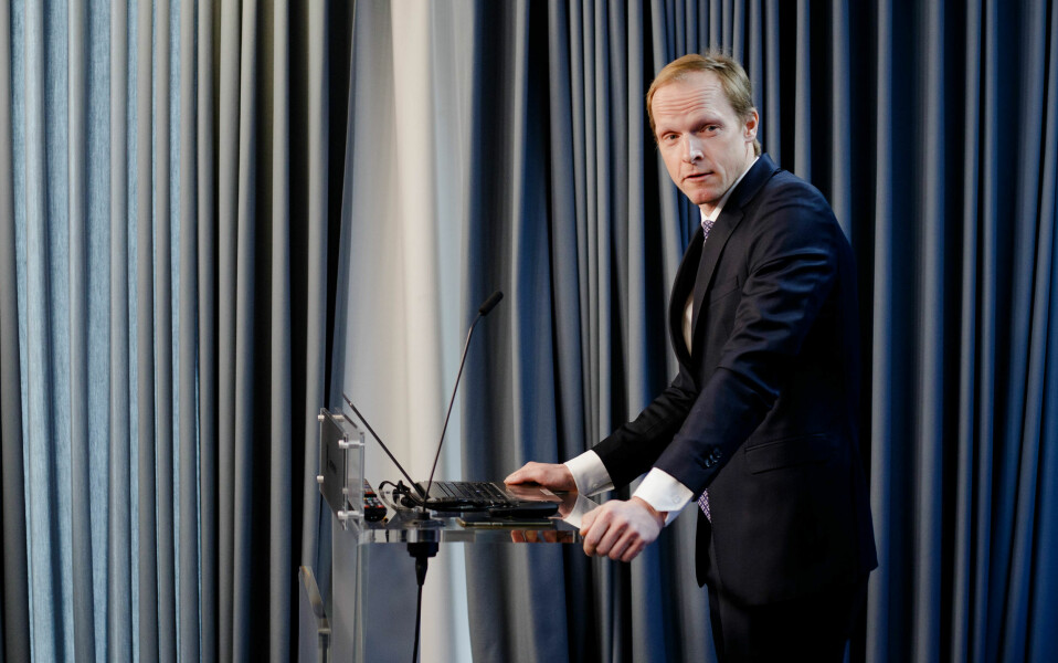 Christian Reusch presenterer utredningen og forslaget til ny arkivlov, fra arkivlovutvalget, på Kommunal- og moderniseringsdepartementet i Oslo. Foto: Eskil Wie Furunes