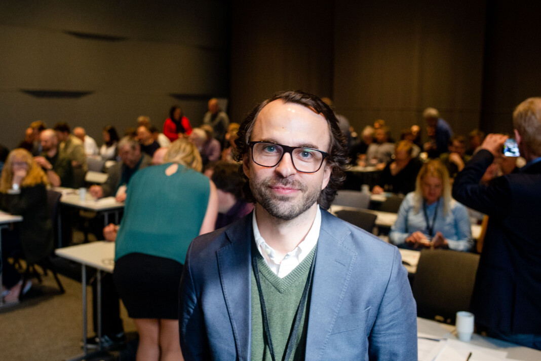 Aslak Sommerfelt Skretting leder Jærradiogruppen som driver en rekke lokalradiostasjoner rundt om i Norge. Han er også styreleder i Norsk lokalradioforbund. Foto: Eskil Wie Furunes Aslak Sommerfelt Skretting leder Jærradiogruppen som driver en rekke lokalradiostasjoner rundt om i Norge. Han er også styreleder i Norsk lokalradioforbund. Foto: Eskil Wie Furunes