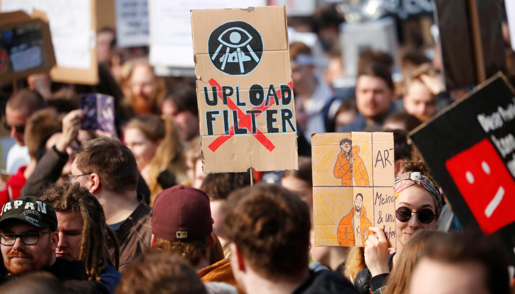 EUs planlagte opphavsrett-direktiv har skapt protester, her fra Berlin i Mars. Foto:Reuters