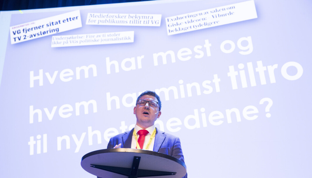 Medieforsker Erik Knudsen presenterte Medieundersøkelsen under nordiske mediedager i Bergen. Foto: Terje Pedersen / NTB scanpix Medieforsker Erik Knudsen presenterte Medieundersøkelsen under nordiske mediedager i Bergen. Foto: Terje Pedersen / NTB scanpix