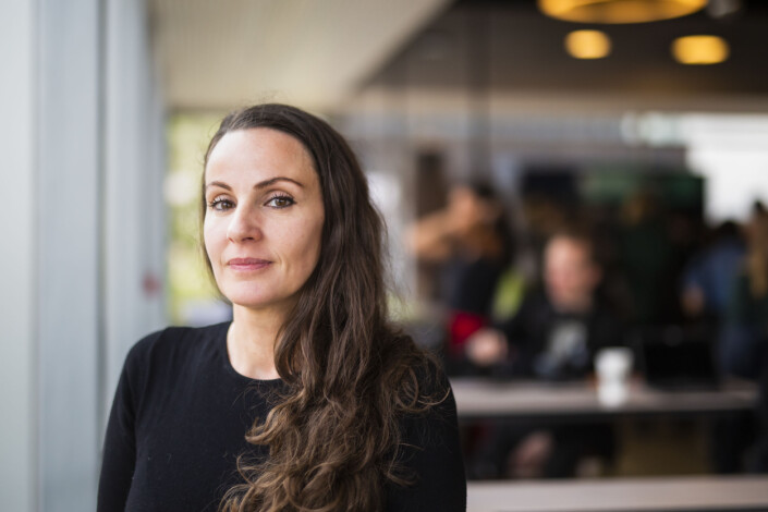 Linda Bournane Engelberth er frilansfotograf og medlem av bildebyrået VII. Foto: Kristine Lindebø Linda Bournane Engelberth er frilansfotograf og medlem av bildebyrået VII. Foto: Kristine Lindebø