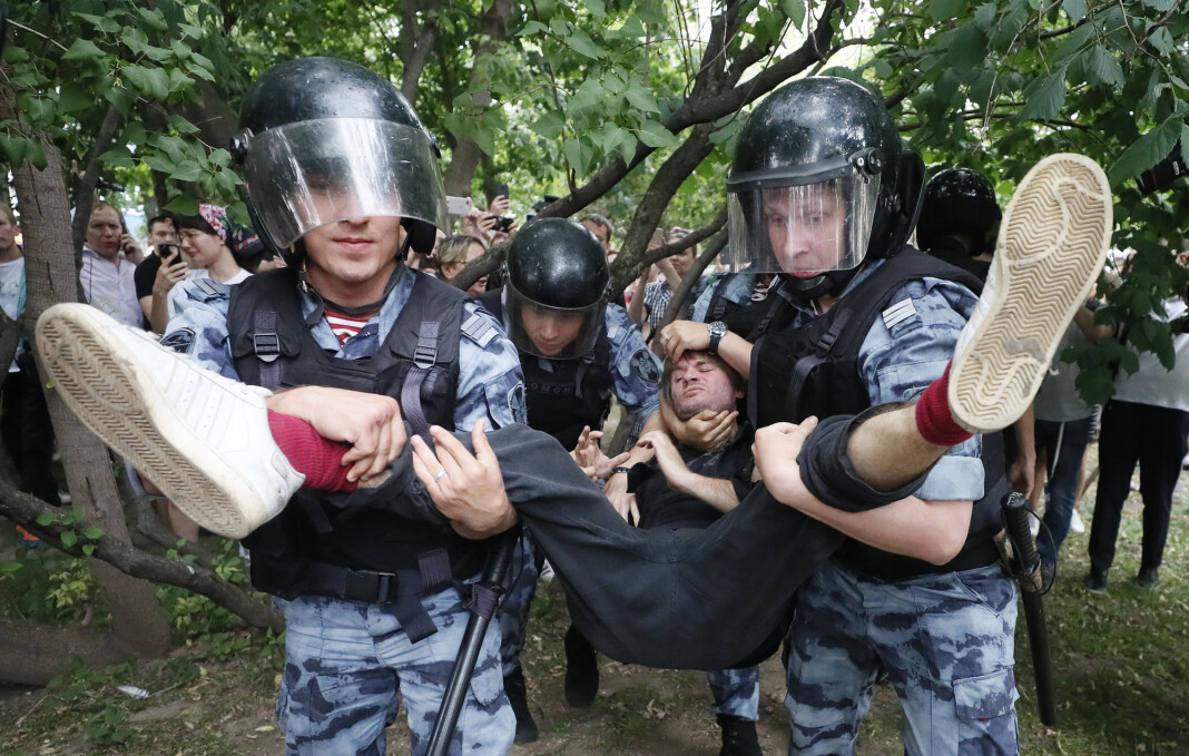 Siktelsen av gravejournalisten Ivan Golunov utløste dagens demonstrasjoner i Moskva. Foto: Reuters / NTB scanpix Siktelsen av gravejournalisten Ivan Golunov utløste dagens demonstrasjoner i Moskva. Foto: Reuters / NTB scanpix