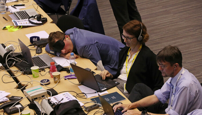 Journalister under EUs maratonmøt denne uken. Foto: Yves Hermn, Reuters Journalister under EUs maratonmøt denne uken. Foto: Yves Hermn, Reuters