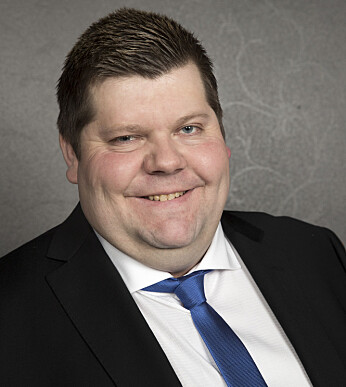 Jon Henrik Larsen i Salangen-Nyheter under TV3s 30-årsjubiléum i fjor. Foto: Terje Bendiksby / NTB scanpix Jon Henrik Larsen i Salangen-Nyheter under TV3s 30-årsjubiléum i fjor. Foto: Terje Bendiksby / NTB scanpix