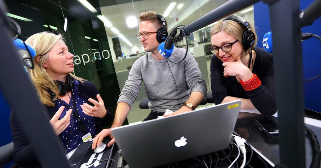 Trine Eilertsen, Lars Glomnes og Sarah Sørheim fyller Sentrum Scene dagen etter kommune- og fylkestingsvalget. Foto: Rolf Øhman / Aftenposten Trine Eilertsen, Lars Glomnes og Sarah Sørheim fyller Sentrum Scene dagen etter kommune- og fylkestingsvalget. Foto: Rolf Øhman / Aftenposten