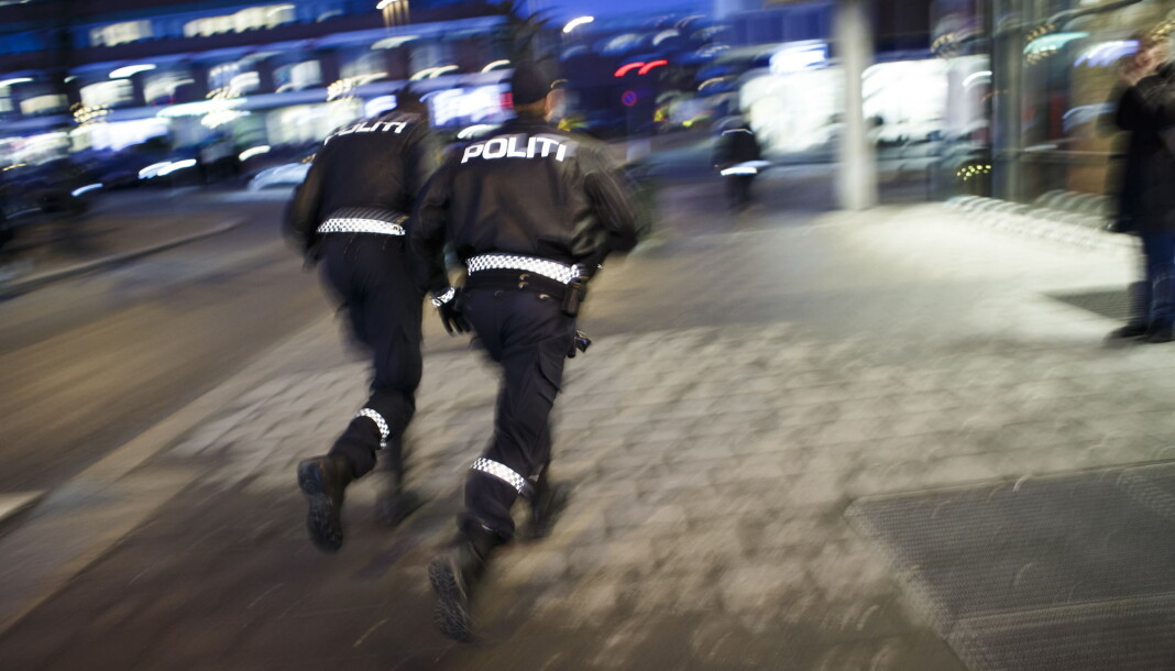 – Jeg håper folk vil lese politiloven som er tydelig på hva politiet kan foreta seg, sier seksjonsleder Kristian Johansen i Sør-Vest politidistrikt. Illustrasjonsbilde: Heiko Junge / NTB scanpix – Jeg håper folk vil lese politiloven som er tydelig på hva politiet kan foreta seg, sier seksjonsleder Kristian Johansen i Sør-Vest politidistrikt. Illustrasjonsbilde: Heiko Junge / NTB scanpix