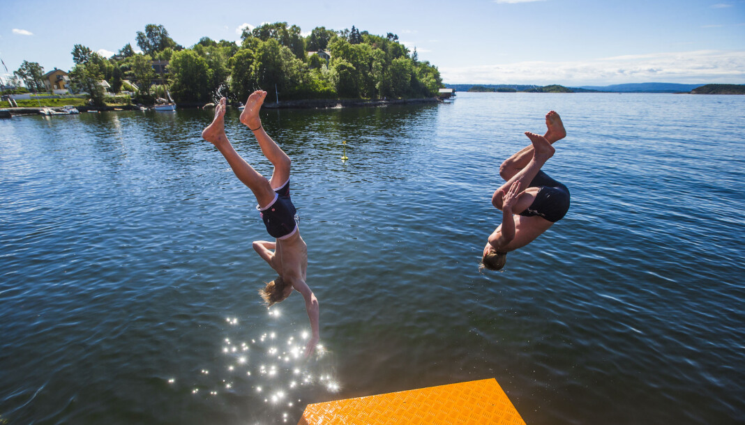 Det er ingen som mener at man burde skamme seg over sol og finvær, mener Eivind Trædal. Her et sommerøyeblikk fra varmen den siste uken. Foto: Trond Reidar Teigen / NTB scanpix Det er ingen som mener at man burde skamme seg over sol og finvær, mener Eivind Trædal. Her et sommerøyeblikk fra varmen den siste uken. Foto: Trond Reidar Teigen / NTB scanpix