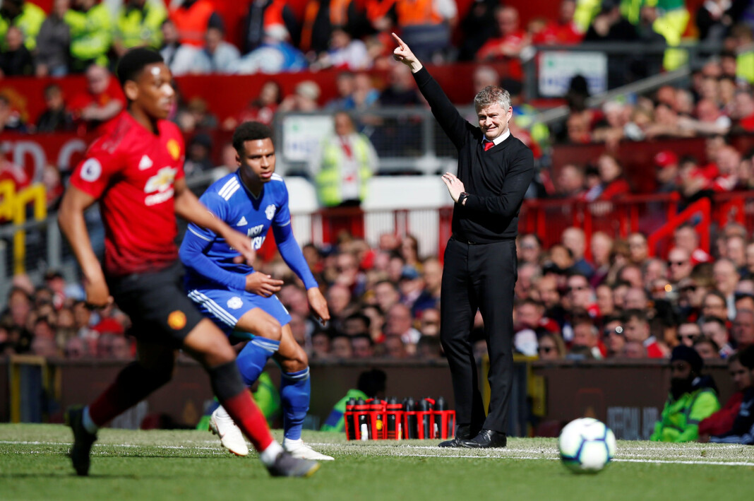 – Interessen rundt Ole Gunnar Solskjær og Liverpools suksess gjør det bare enda viktigere for oss å være til stede i Nordvest-England året rundt, sier TV 2s fotballsjef Eystein Thue. Foto: Andrew Yates / Reuters / NTB scanpix – Interessen rundt Ole Gunnar Solskjær og Liverpools suksess gjør det bare enda viktigere for oss å være til stede i Nordvest-England året rundt, sier TV 2s fotballsjef Eystein Thue. Foto: Andrew Yates / Reuters / NTB scanpix